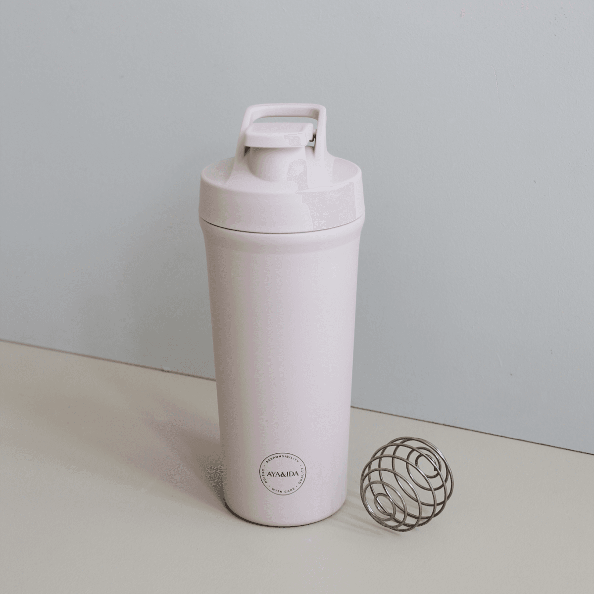 AYA&IDA Shaker Bottle - Soft Rose