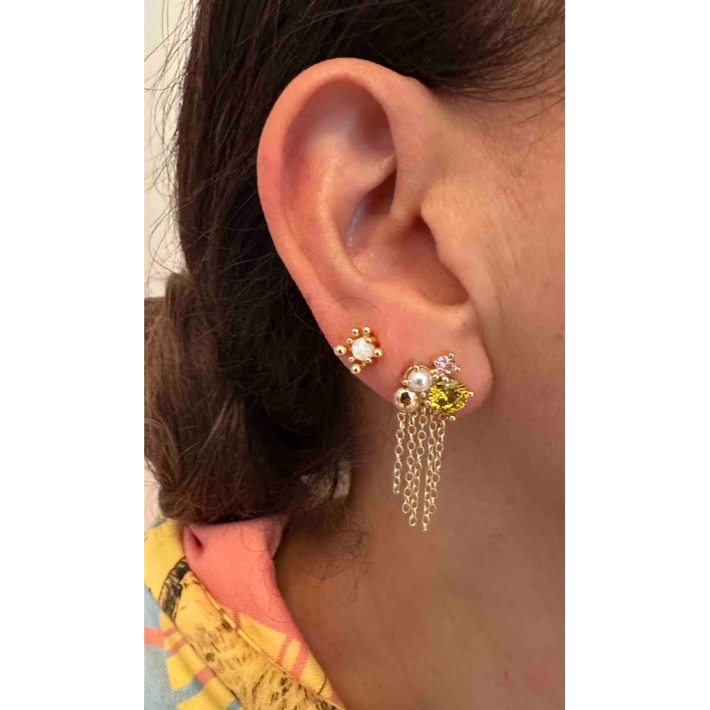 Winnie Ørestikker i 24k forgyldt genanvendt sterling sølv med opal fra Nuni Copenhagen