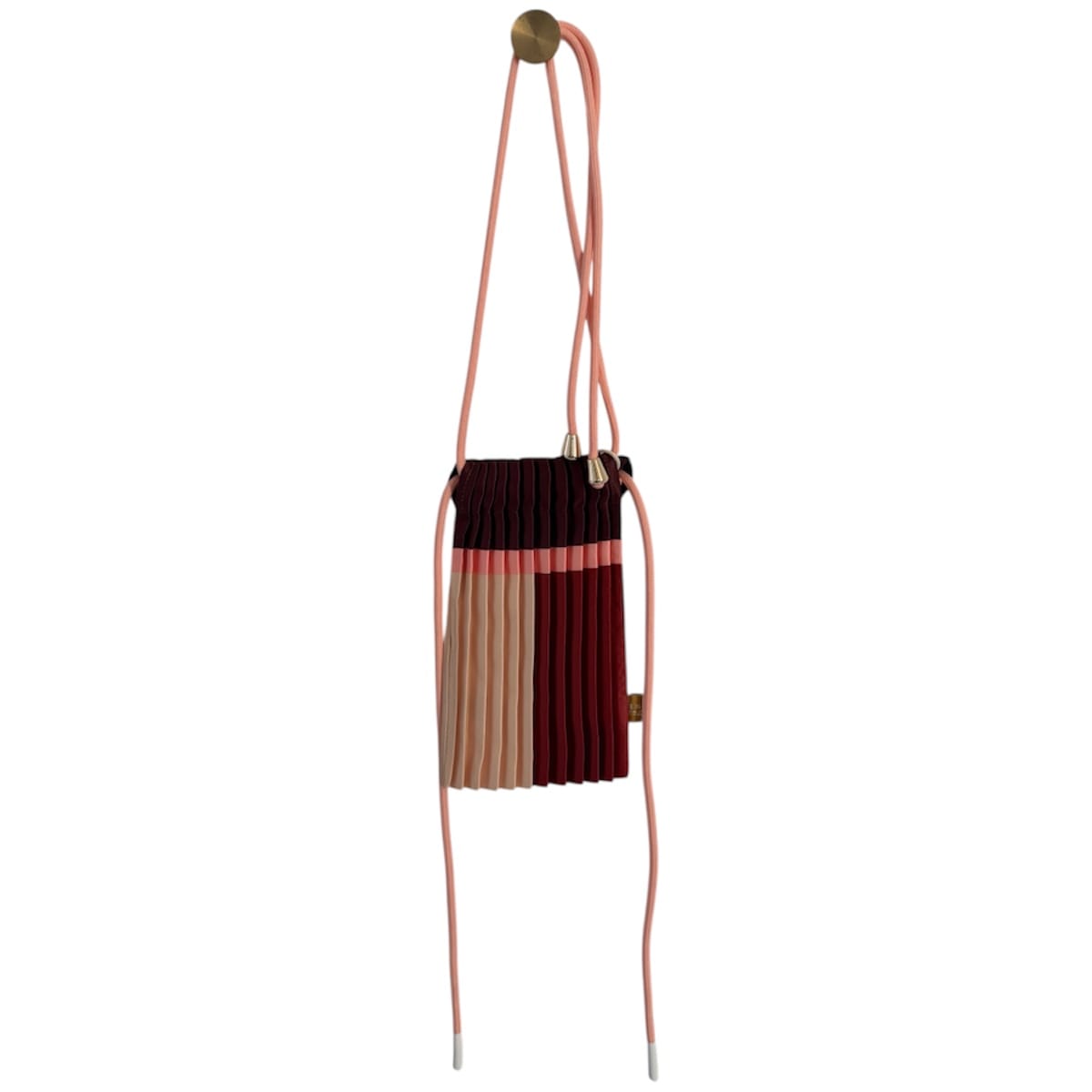 Plisseret satin crossbody taske Ruby fra Multitudes, håndlavet i Italien