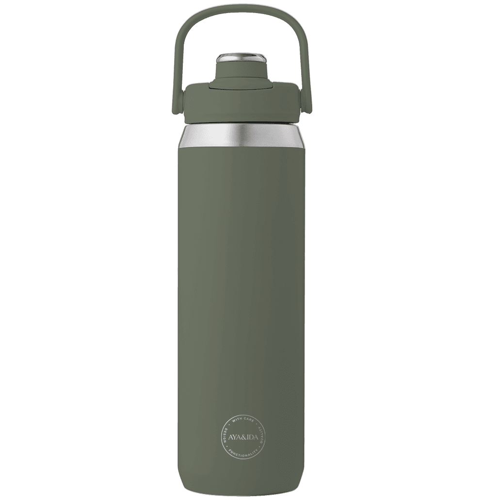 Stilren og holdbar AYA&IDA Sports Bottle 700 ml i rustfrit stål. 100% tæt og perfekt til træning. Køb den hos Himmerli.