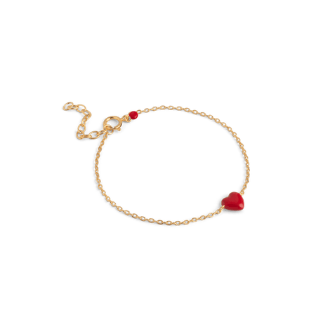 ENAMEL Copenhagen Amore armbånd i forgyldt sterling sølv med lille rødt hjerte i emalje