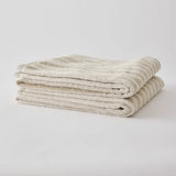 Stribet beige badehåndklæde i 100 % bomuld fra Tell Me More – Bonnie 70x140 cm