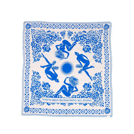 Inari Silketørklæde - Blue Blossom