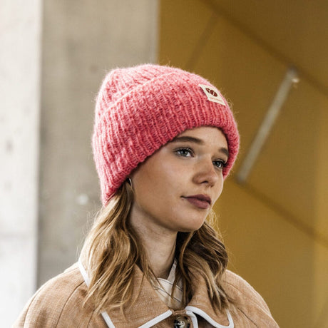 Coffee Beanies pink strik hue