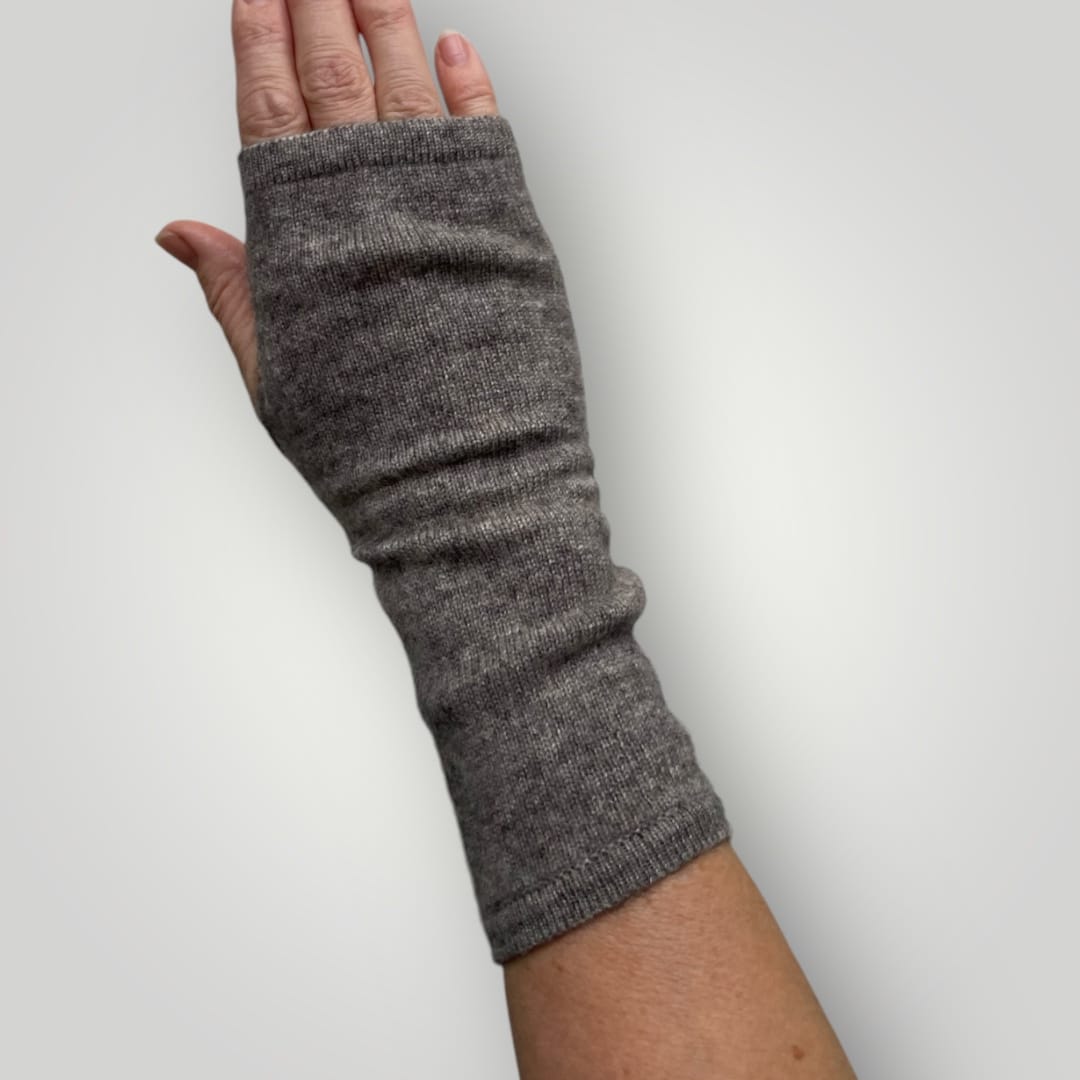Gråmeleret cashmere handsker