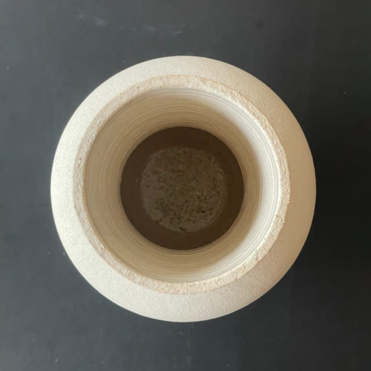 Hvid keramikvase