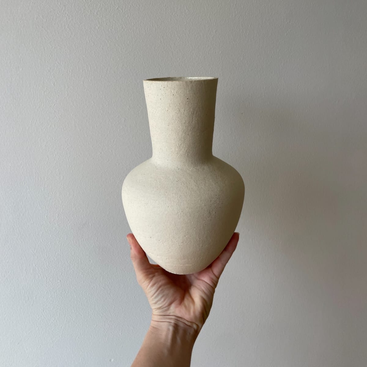 Hvid keramikvase