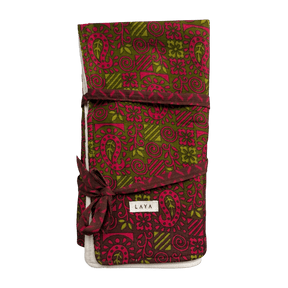 Laya strikkepindeetui til rundpinde af upcycled sari lavet i Nepal