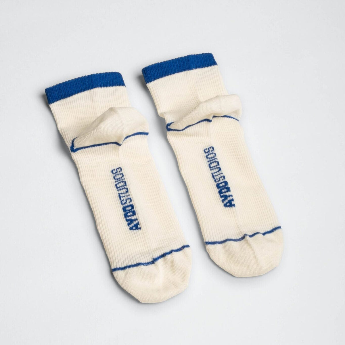 Aydo Studio Nice Pearled Ivory strømper 36-40 mid calf