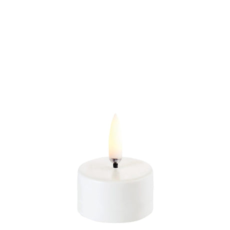 Uyuni LED Fyrfadslys, Nordic White, 4 cm (Smooth)