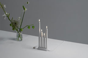 Uyuni hvid genopladelig LED-base med USB-C til stagelys