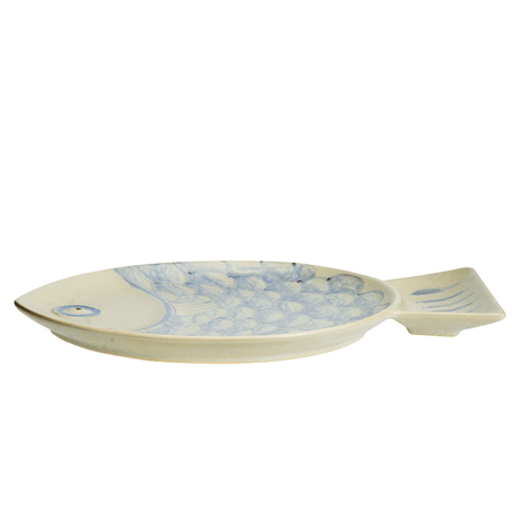 Madam Stoltz fisk formet fad i stentøj i lyseblå og sandfarvede nuancer 33x22 cm