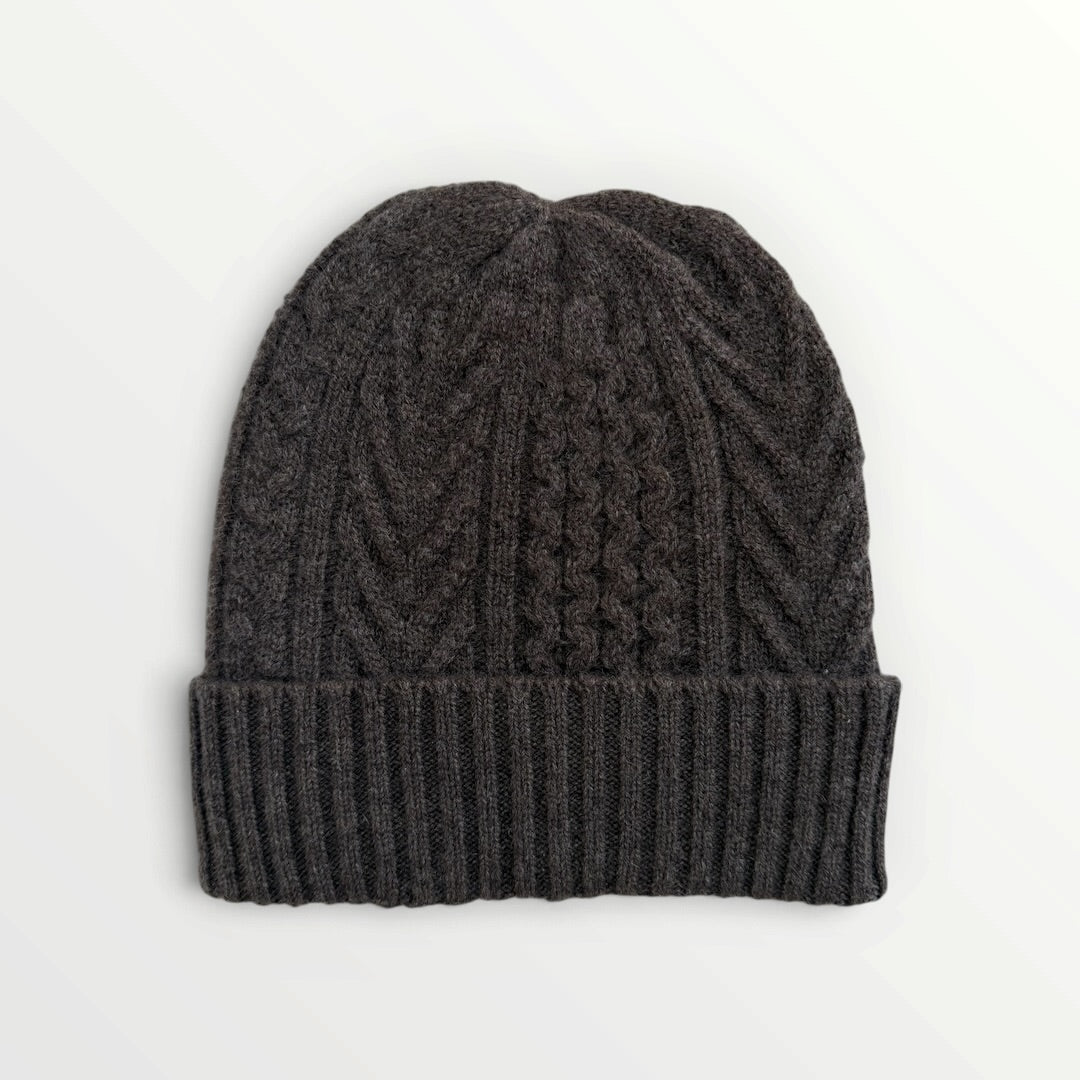 LAYA Copenhagen – Kabelstrikket Cashmere Hue – Mull