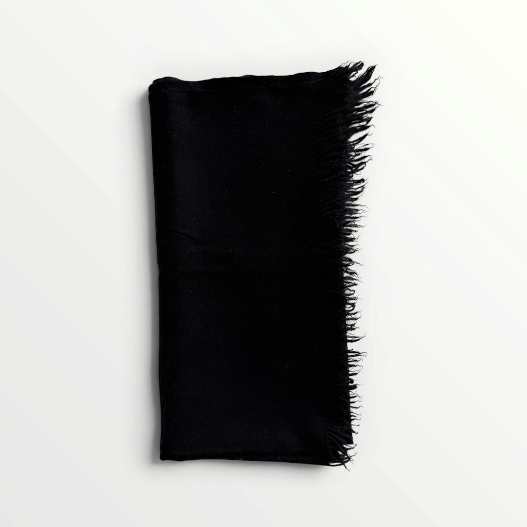 LAYA Copenhagen – Vævet Cashmere Sjal 110 x 225 cm – Black