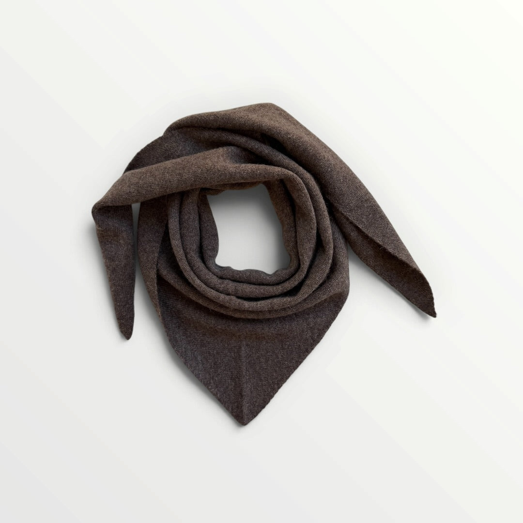 LAYA Copenhagen – Trekantet Cashmere Tørklæde Small – Mull