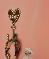 LOVE knage