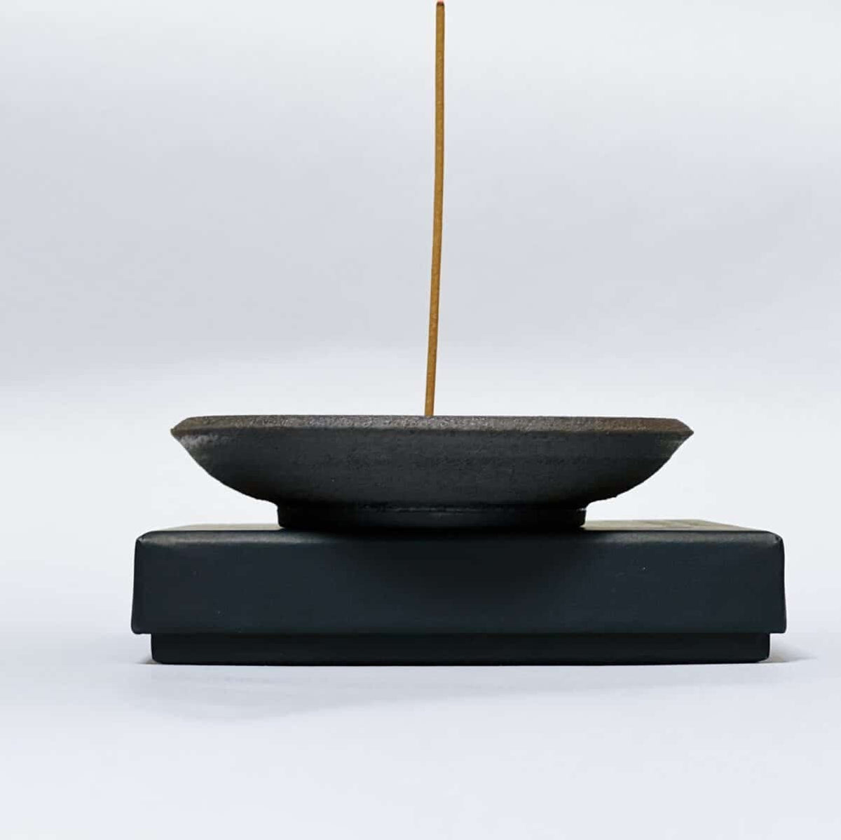 incense holder sort ler, røgelsesholder