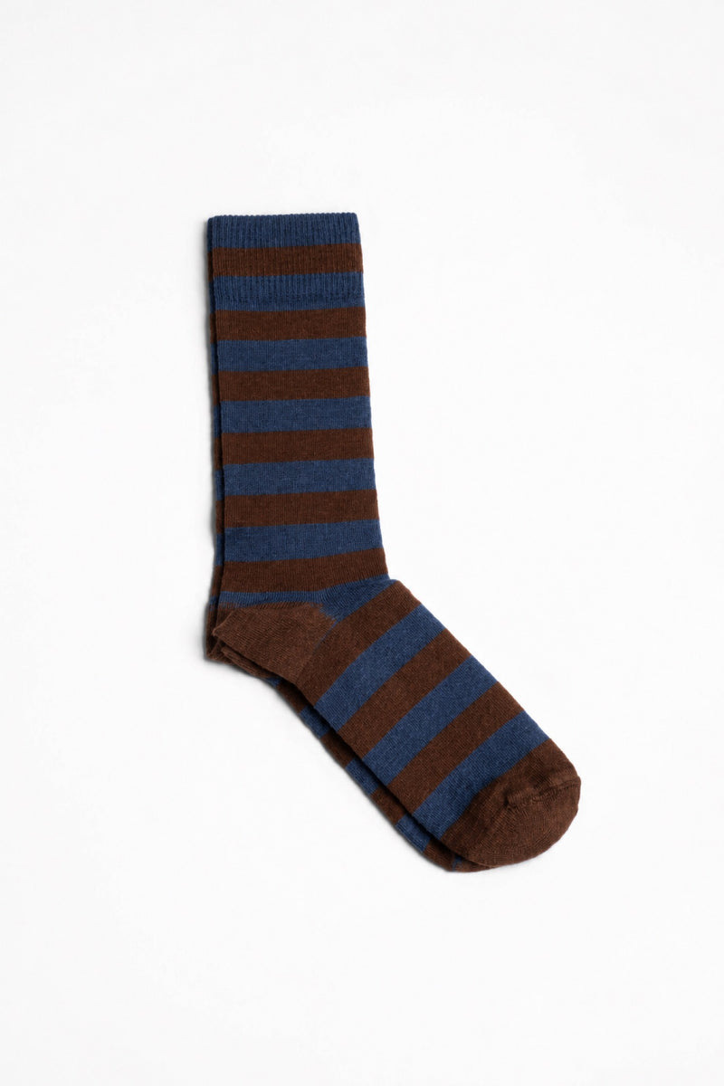 AYDO STUDIO VILNIUS PATH // BROWN & BLUE STRIPE strømper i uld med brede striber i brun og blå